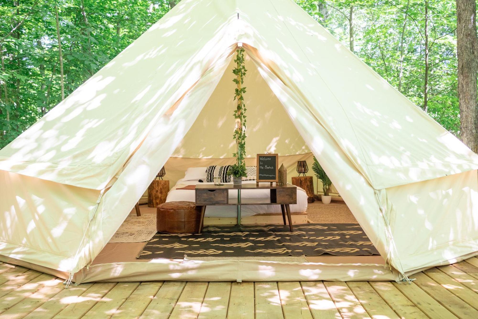 Отель Grotto Getaway Miller Lake Экстерьер фото