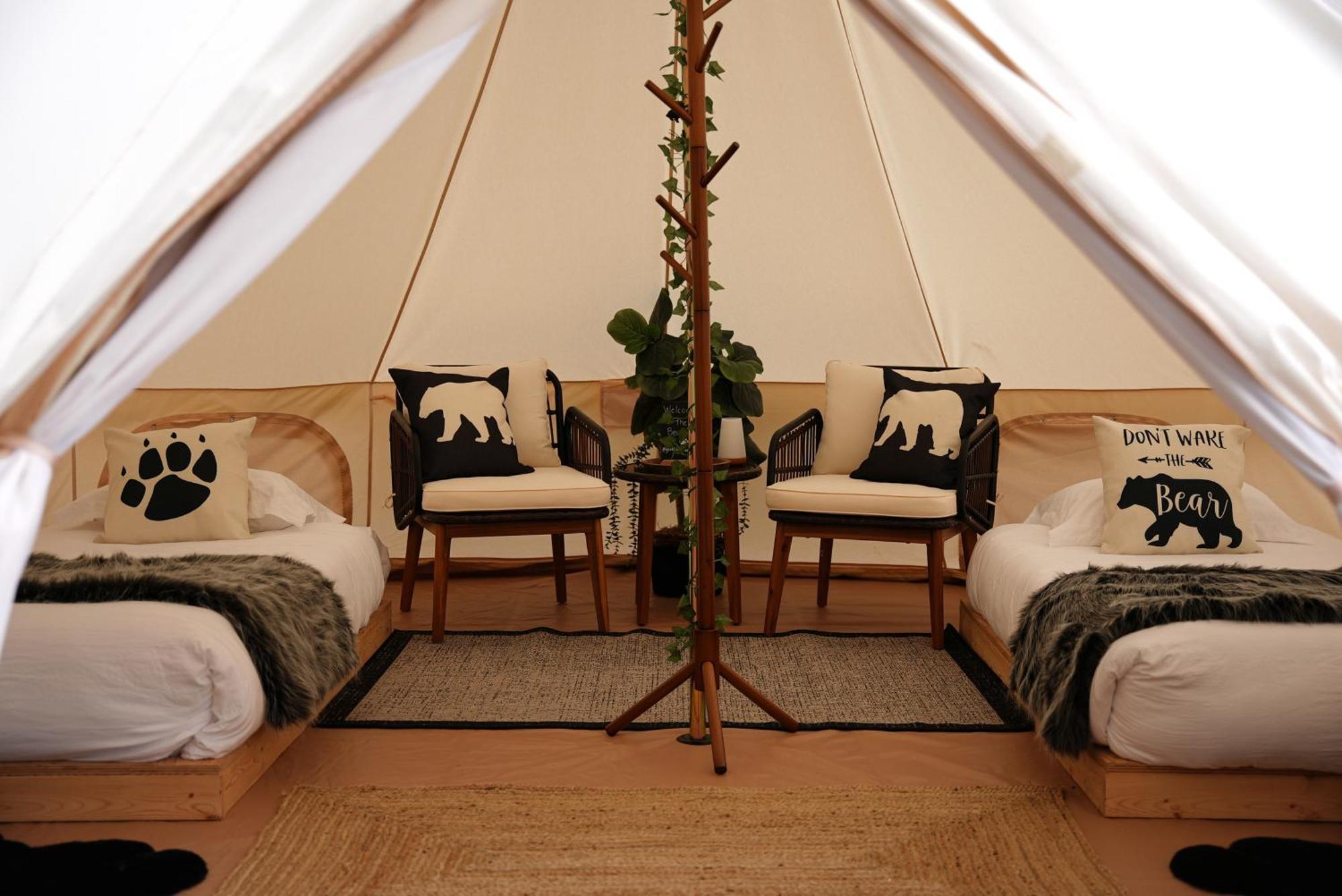 Отель Grotto Getaway Miller Lake Экстерьер фото
