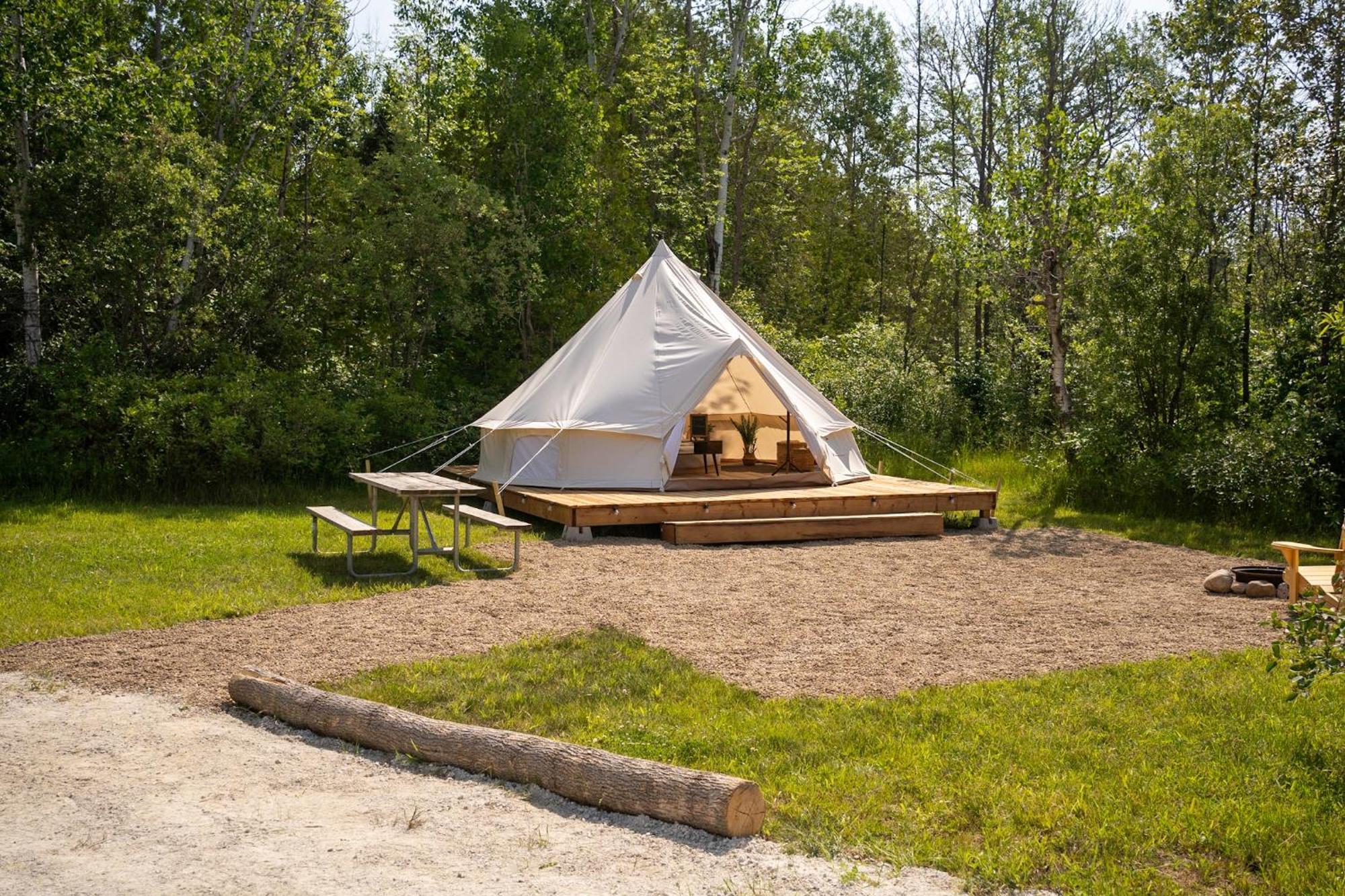 Отель Grotto Getaway Miller Lake Экстерьер фото