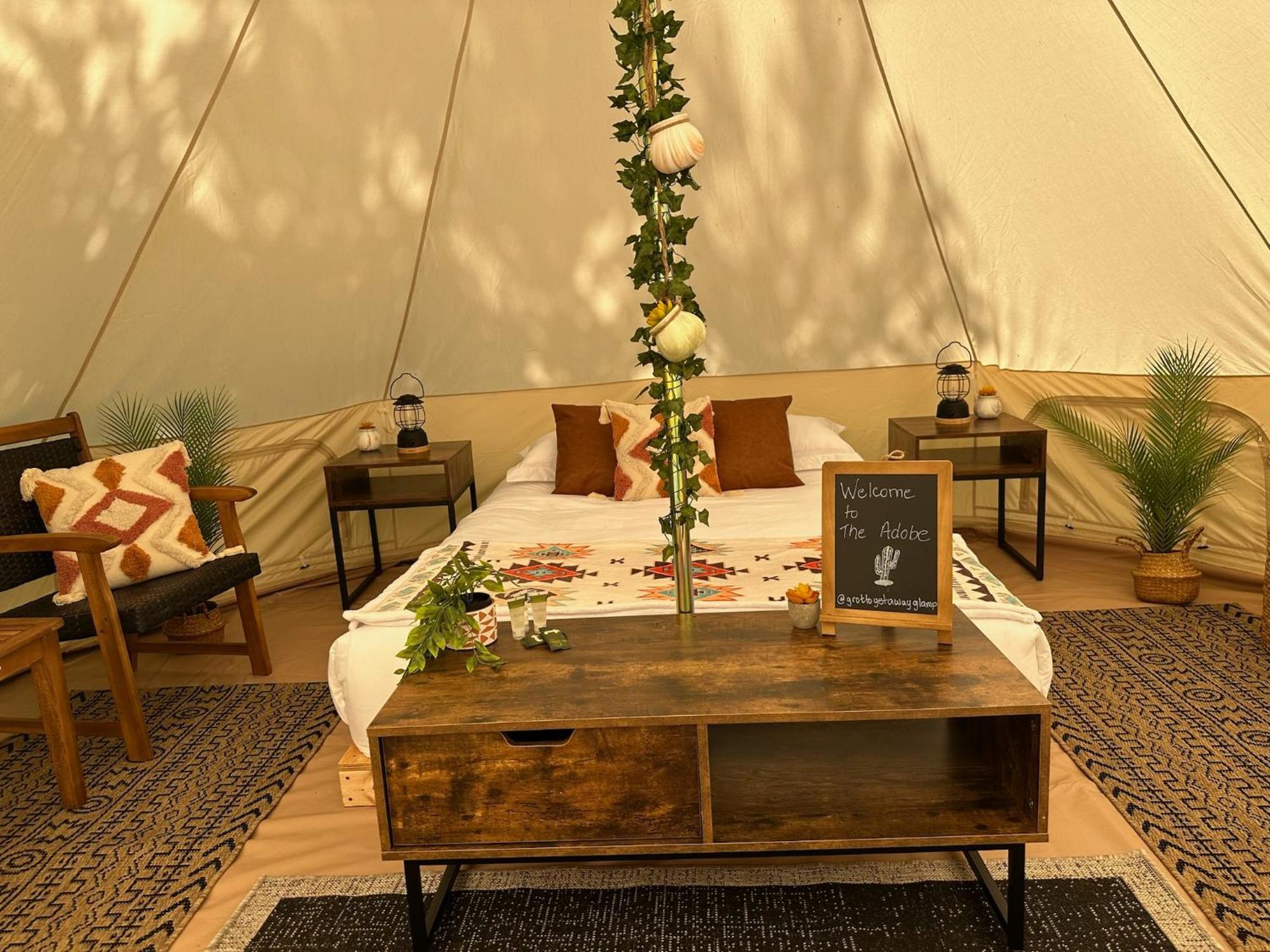 Отель Grotto Getaway Miller Lake Экстерьер фото